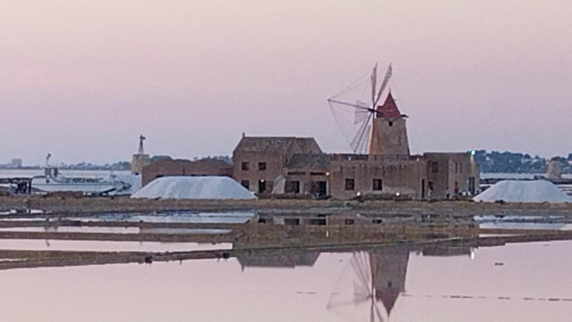 Casa Vacanze Lo Stagnone Da Rosita Марсала Экстерьер фото